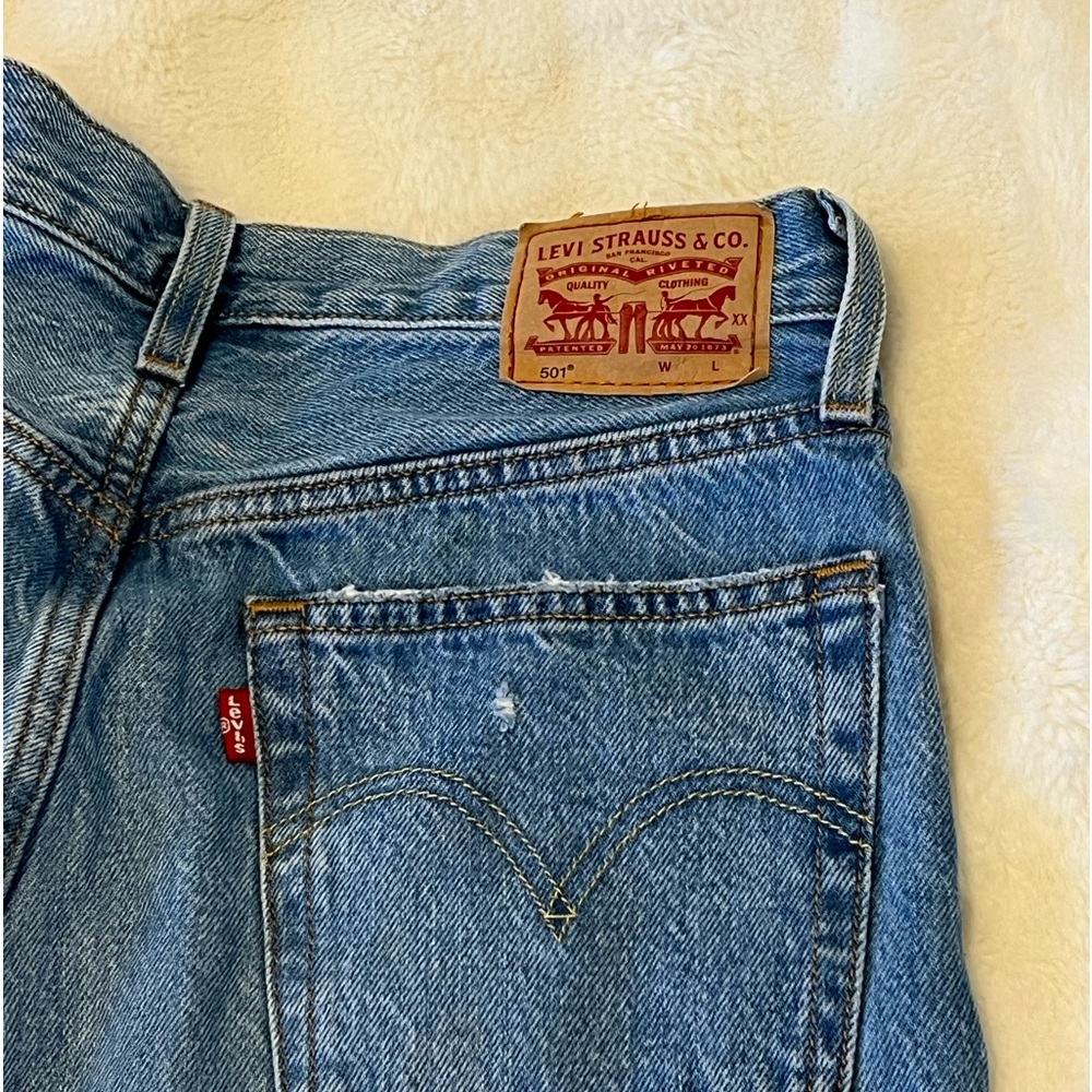 Levi’s 501 Jean Dark Wash Size W26 L26 - Picture 3 of 5
